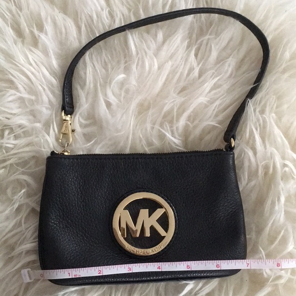 MK wristlet - Picture 3 of 7